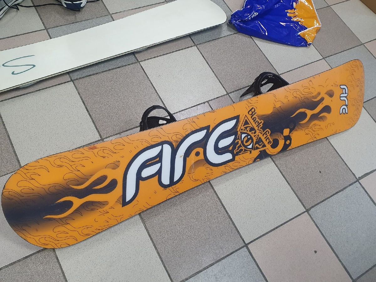Сноуборд Black Fire s Type