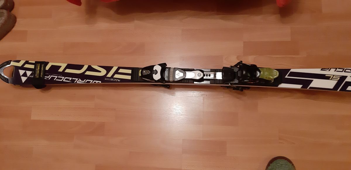 Race code Fischer костюм