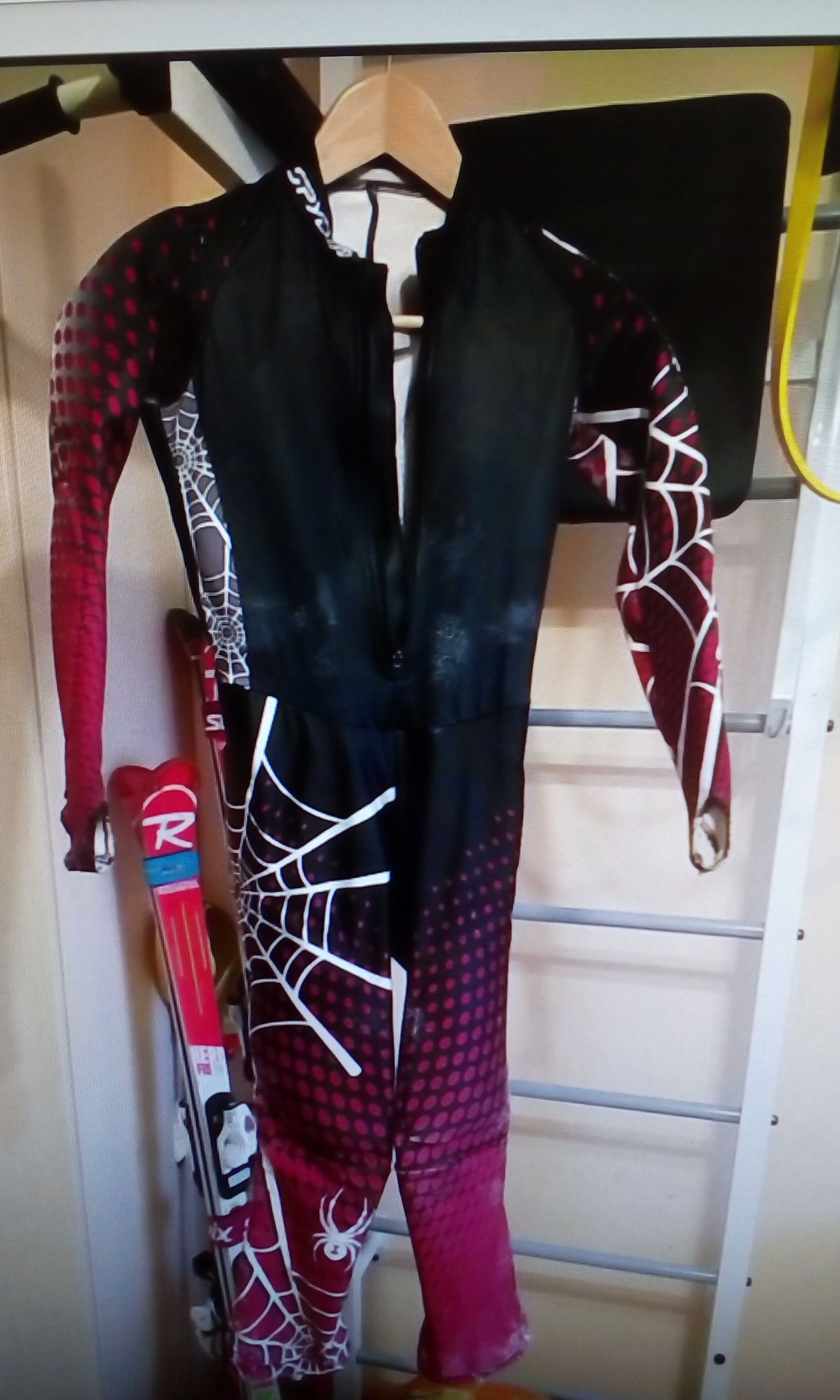 Spyder РіРѕРЅРѕС‡РЅС‹Р№ РєРѕРјР±РёРЅРµР·РѕРЅ