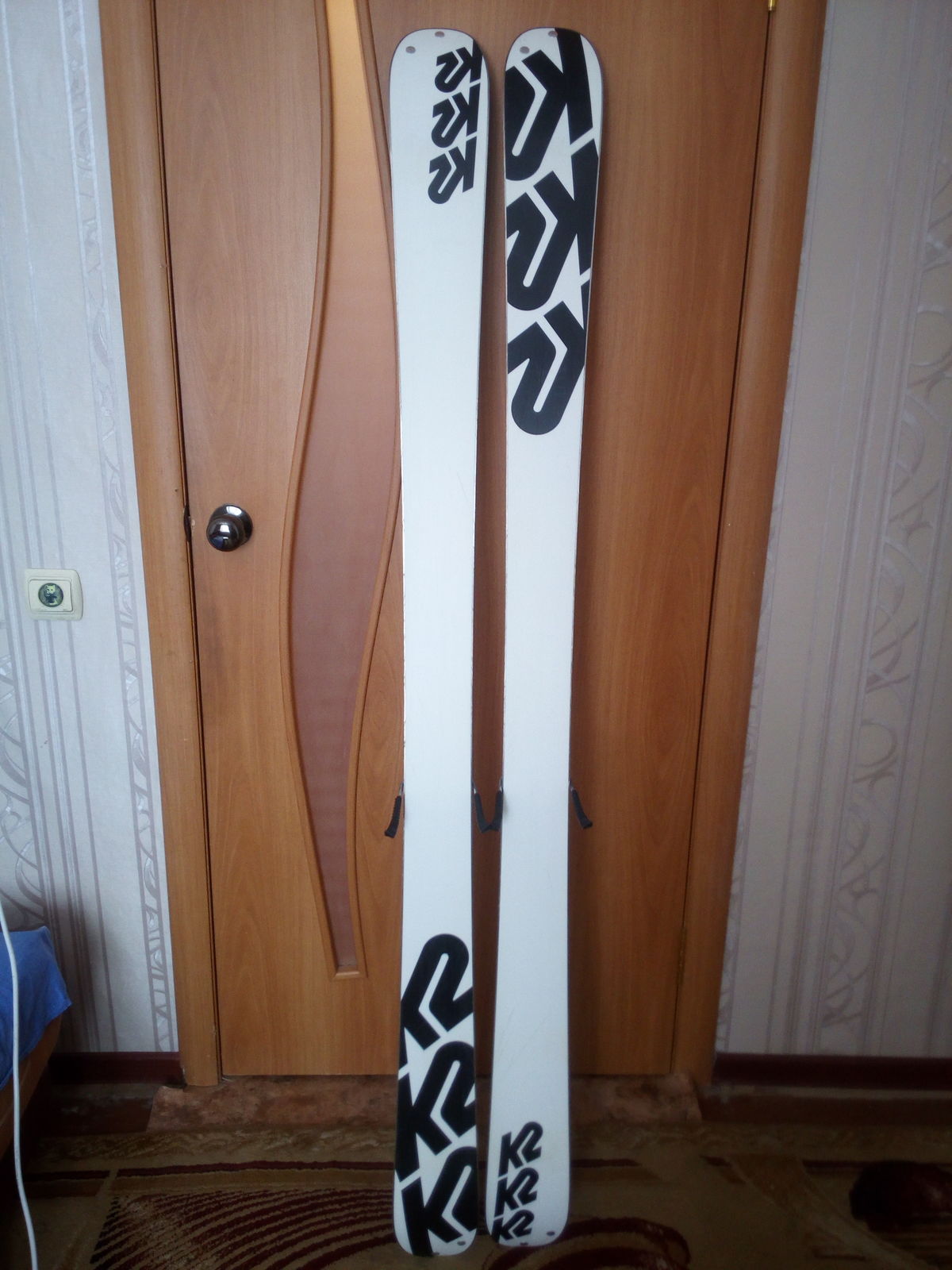 Горные лыжи k2 Courchevel