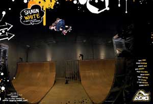 Фото: Transworldsnowboarding></center><center><br><i>Шон Уайт в хаф-пайпе.