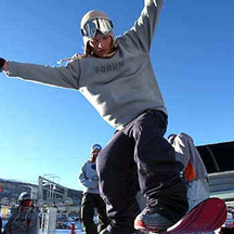      Forum Snowboards,        ,       .