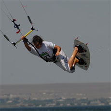  13  19   z      Kazantip Kite Games.