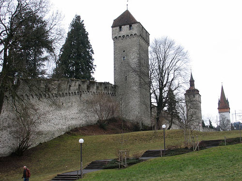 Стена Мюзегг