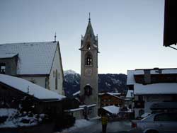  ,   Kirche