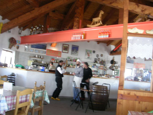 Кафе в горах