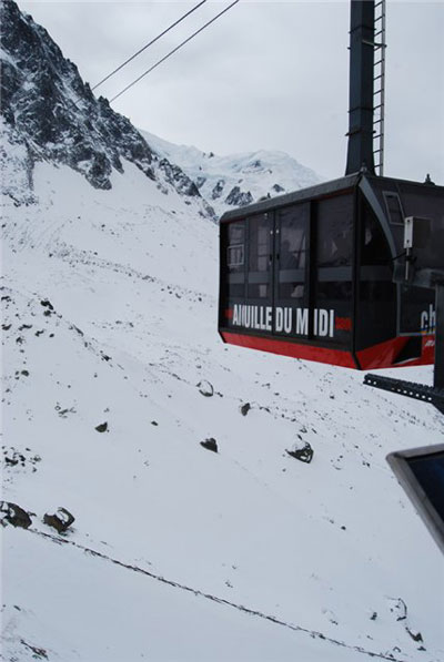 Подъемник, везущий 30 человек