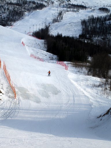 Самая длинная трасса. По вечерам на ней тренировались спортсмены-юниоры