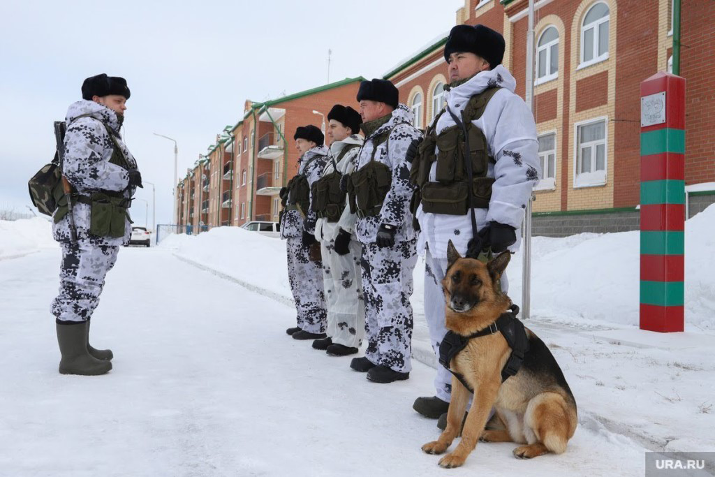 Служба дозор. Форма пограничника. Пограничный наряд. Зимняя форма пограничников. Современная форма пограничников.