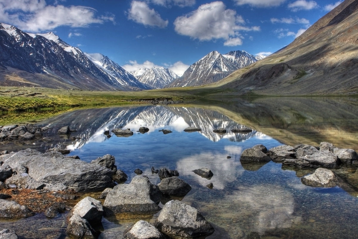 Озеро каракуль горный Алтай