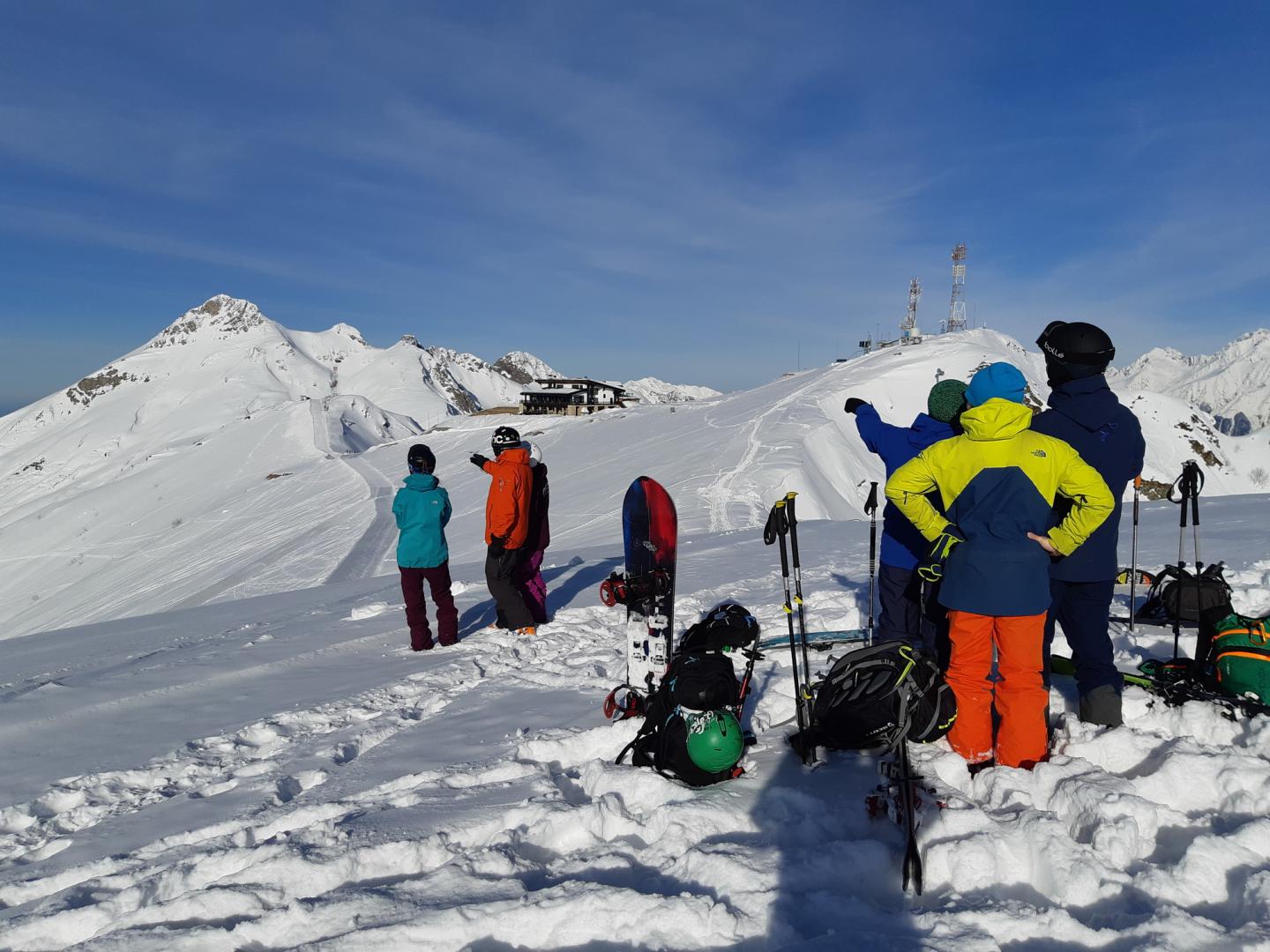 Ski r. Лавинный центр. Лавинная безопасность. Столб лавинный. Лавинная Ассоциация России.